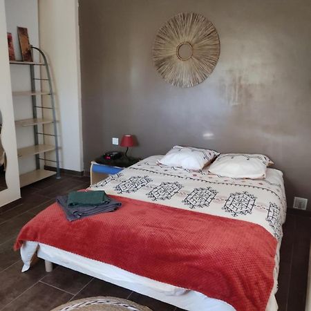Chambre privée avec parking Nîmes Esterno foto